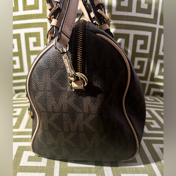 3 PC. MK Signature Coated Canvas Grayson Boston Crossbody, Wallet, & Dust Bag - Picture 9 of 15